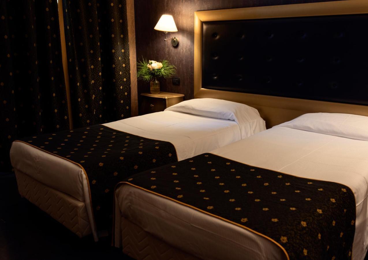 Gropello Cairoli Hotel - Motel Flower المظهر الخارجي الصورة