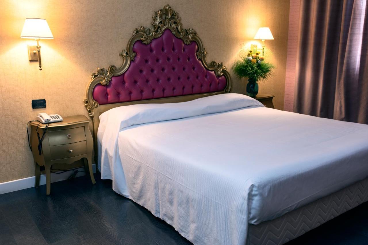Gropello Cairoli Hotel - Motel Flower المظهر الخارجي الصورة