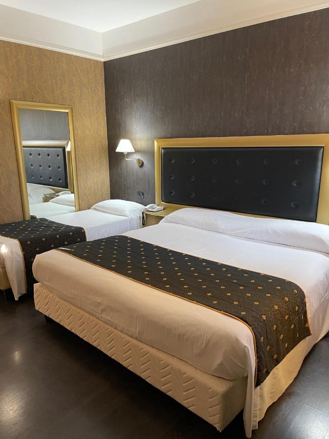 Gropello Cairoli Hotel - Motel Flower المظهر الخارجي الصورة